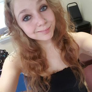 Meet your Posher, Carissa